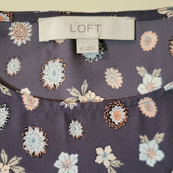 Loft Floral Tank Top - Picture 2 of 9